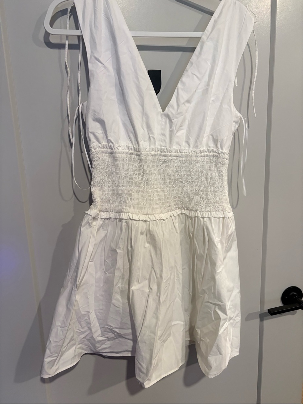 *NEW* White Smocked Waist Mini Dress with Pockets. Size medium